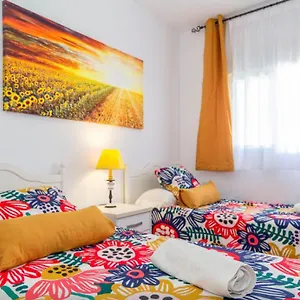 casa-jilguero.hotelsinnerja.org/